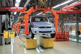 Производство легковых авто в РФ в октябре упало на 11,4 процента
