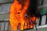 Пожар уничтожил три квартиры в жилом доме на востоке Москвы
