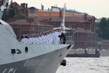 В Санкт-Петербурге начался военно-морской парад: кульминация ожидается в акватории Невы