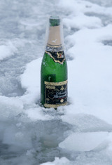 Качество шампанского перед Новым годом проверит Роскачество