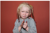 РОЗЫСК: Интерпол ищет родителей девочки, изъятой у цыган (ФОТО)