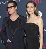 Белые пятна на лице Анджелины Джоли шокировали публику (ФОТО)