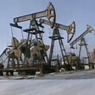 Новогодние торги: нефть по 50, рубль по 60, а евро по 70