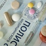 Нехватку противовирусных и антибиотиков в аптеках объяснили, но не утешили