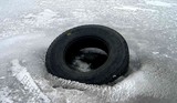 Три грузовика ушли под лед в Якутии