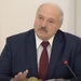 Лукашенко приказал не пускать в страну уехавших за границу врачей