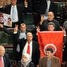 В Тунисе приняли новую Конституцию, уравняв права мужчин и женщин