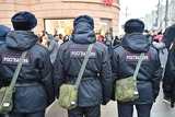В СК поведали о судьбе шутника, поднявшего на руки бойца Росгвардии на "Сухаревской"