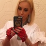 Лера Кудрявцева собрала полмиллиона ответов: зачем люди фотографируют себя в зеркале?