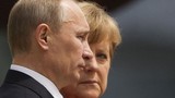 Меркель намерена продолжить диалог с Путиным по Украине