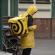 В Санкт-Петербурге мигрантам могут запретить работать в такси и доставке