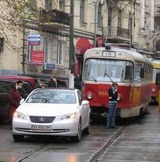 Московский транспорт устал? За троллейбусами встали трамваи