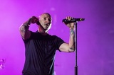 Названа официальная причина смерти вокалиста Linkin Park Честера Беннингтона