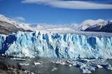 Обнародовано фото трещины в одном из самых крупных ледников Гренландии
