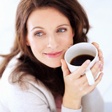 Ученые: Злоупотребление кофе опасно для женского здоровья