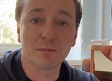 Заболевший ковидом Сергей Безруков объяснил, почему лег в больницу