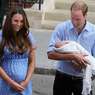 Кейт Миддлтон и принц Уильям вышли из роддома с новорожденной