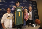 5-летний мальчик подписал контракт с клубом НБА (ВИДЕО)