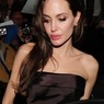 Анджелина Джоли катастрофически исхудала, показав острые скулы и голодные глаза
