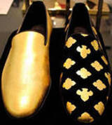 В обувных магазинах Дубая появились туфли из золота (ФОТО)