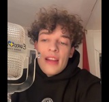 Победитель последнего "Евровидения" заявил, что вернет награду организаторам из-за допуска к конкурсу Израиля