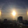 Световые нимбы вокруг солнца появились в небе над Москвой и Петербургом на Рождество