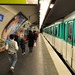 В метро Парижа совершена атака с применением кислоты