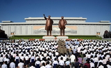 Политслухи: Ким Чен Ын перенес операцию от подагры