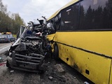 В аварии с пассажирским автобусом под Калининградом погибли шестеро, один из них - ребенок
