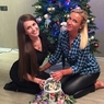 Ольга Бузова показала всю свою семью в рождественском "селфи"