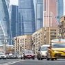 Власти Москвы попросили не поднимать цены на такси зимой