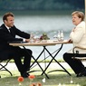 Канцлер Германии Ангела Меркель между маской и социальной дистанцией выбирает последнее