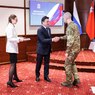 Губернатор Подмосковья вручил медали "За храбрость" бойцам БАРС в преддверии 23 февраля