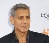 Джордж Клуни доставлен в больницу после ДТП