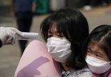 Вирусолог рассказал о возможных причинах новой вспышки COVID-19 в Китае