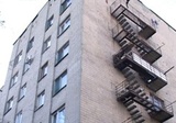 Из окна общежития в Каменске-Уральском выпал малыш 2-х лет