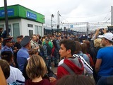 В Уфе "охламоны с яйцами"  набросились на  Навального прямо на вокзале