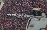 Во время чемпионского парада "Торонто" произошла стрельба