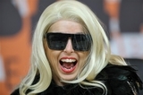 Леди Гага намерена в 2015 году спеть в космосе