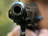 Москвич дошутился с травматическим пистолетом и застрелил друга