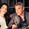 Клуни и Аламуддин прибыли в Венецию на свадебную церемонию