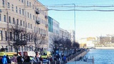 Бывшую блокадницу спасла от убийцы в петербургском подъезде семья полицейских