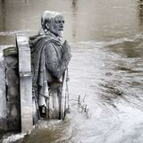 Наводнение во Франции: четверо погибло и 24 ранено
