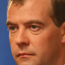 Медведев: муть в интернетах пишет не только молодежь