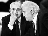 Горбачев не поедет на похороны Шеварднадзе