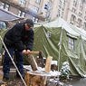 Беркут разобрал баррикады на улицах Киева
