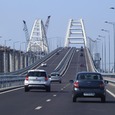 Песков подтвердил взрыв возле опоры Крымского моста, видео которого появились вчера, но сам мост в порядке