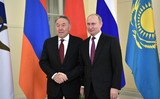 Путин провёл телефонный разговор с Назарбаевым перед его отставкой
