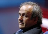 Президент УЕФА Платини озабочен решением крымского вопроса