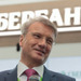 Греф связал растущие траты россиян с подросшими зарплатами